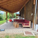 別荘 Familienferienhof Kroner ツヴィーゼル