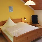Familienferienhof Kroner ツヴィーゼル