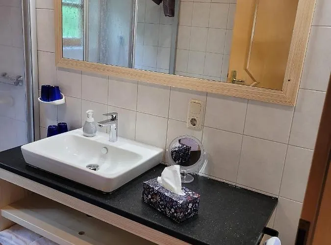 Дом отдыха Familienferienhof Kroner Цвизель
