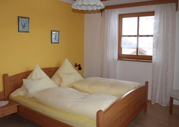 Familienferienhof Kroner Цвизель